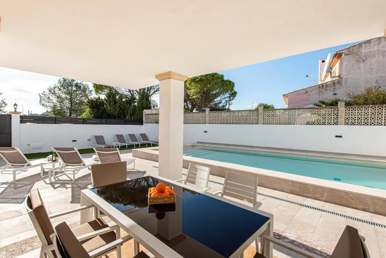 シャレー A Perfect Location Villa For Holidays With Ac And Private Pool ポルト・ダ・ポリェンサ